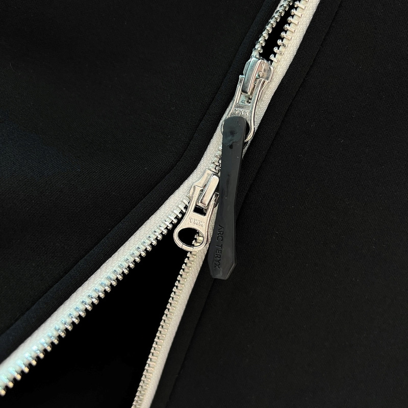 Arcteryx Logo Print Zip-up Tracksuits Black&White