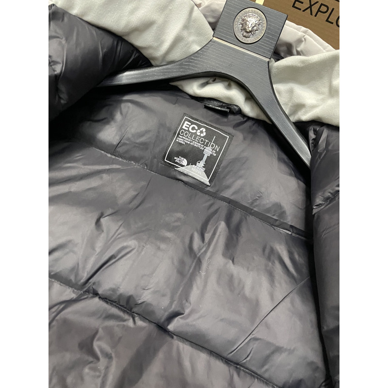 the n0*h F**e down jacket white