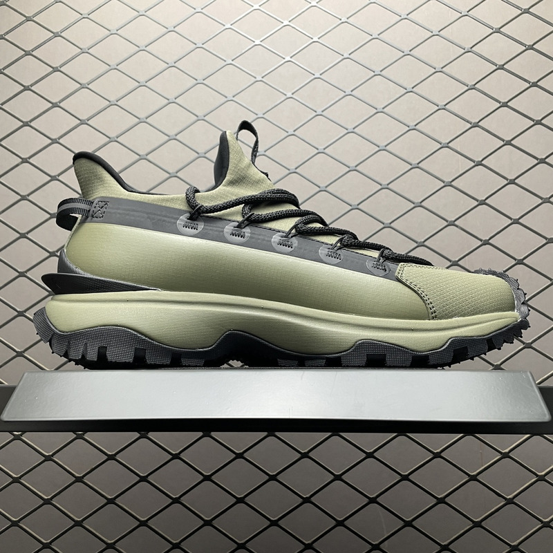 Moncler Trailgrip Lite2 Logo Print Ripstop And Rubber Sneakers Light Green