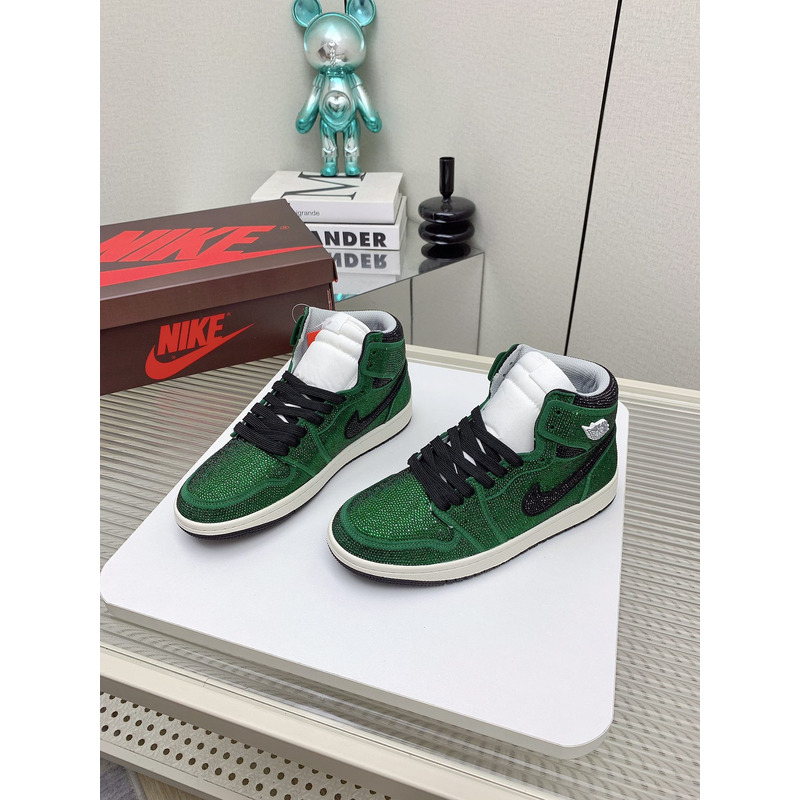 Air Jordan 1 Mid In Green