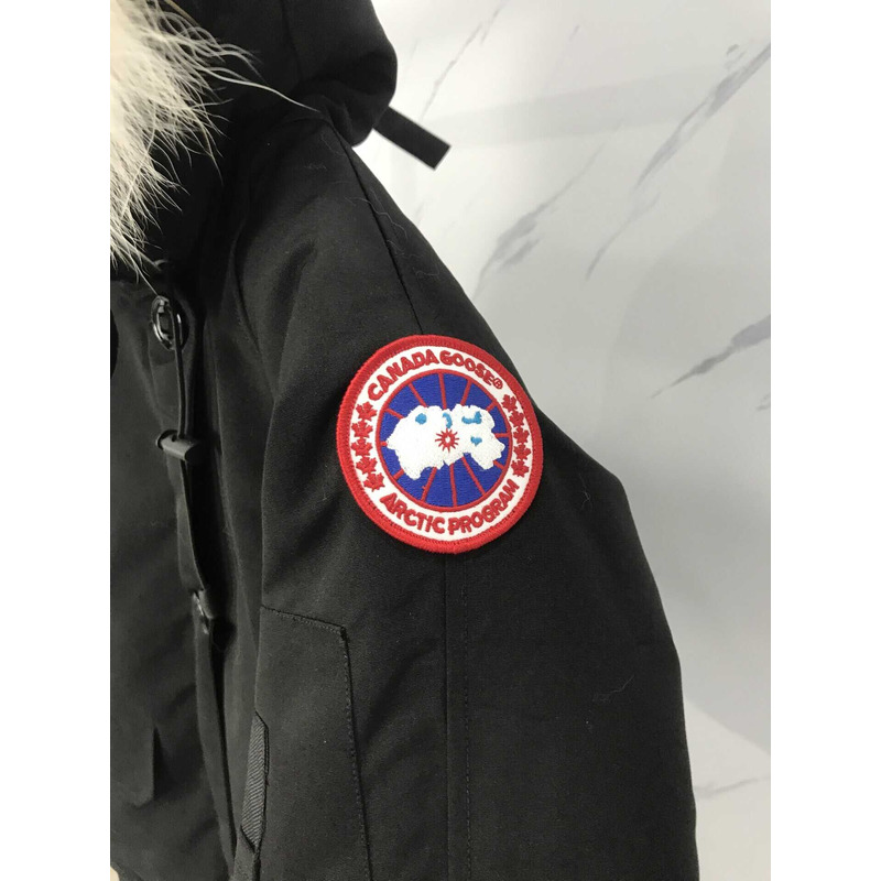 Can*a Go*e chilliwack bomber black