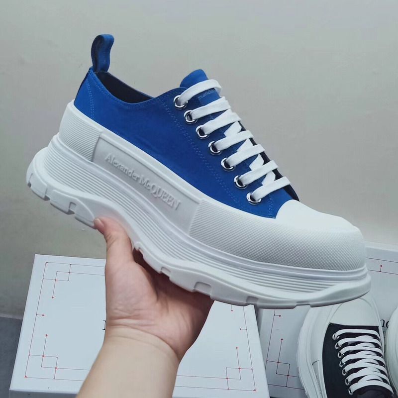Alexander McQueen Tread Slick Platform Low Sneakers