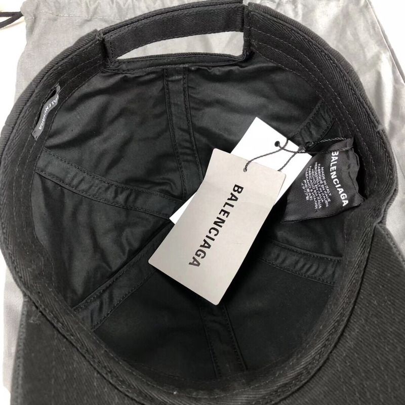 Ba*len*cia*ga bb printed baseball cap