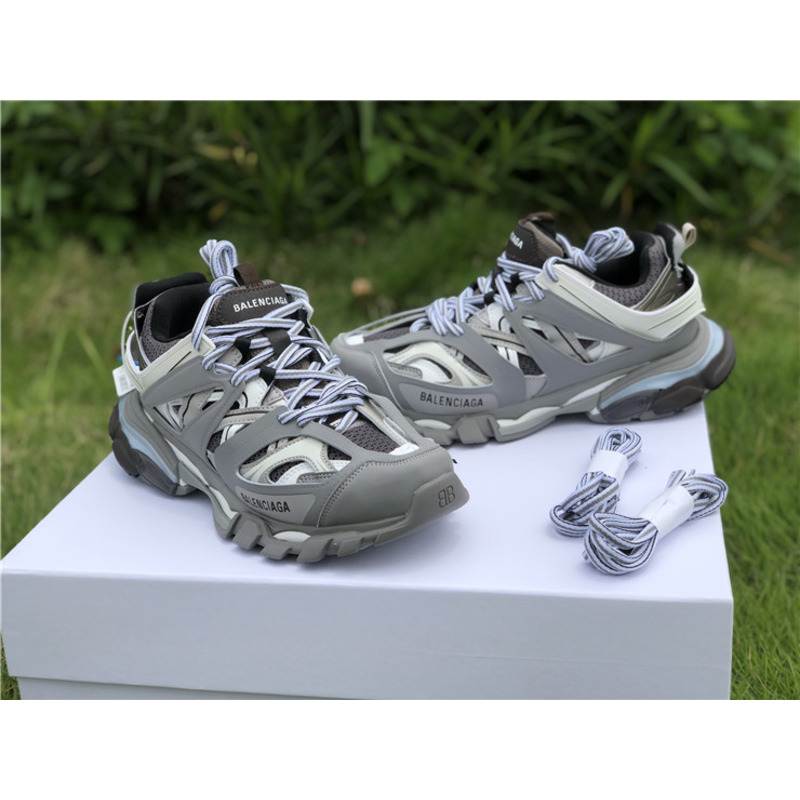 Ba*len*cia*ga 3.0 dark gray sneakers men women