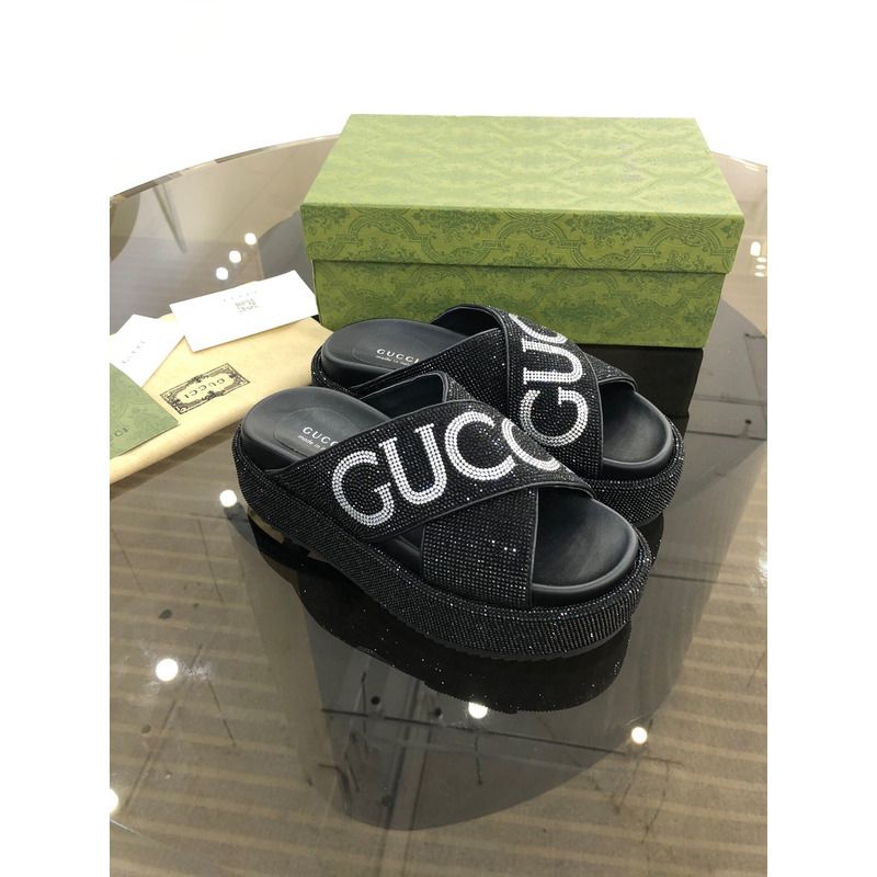 g*u*i Di*m*nd shinny platform black
