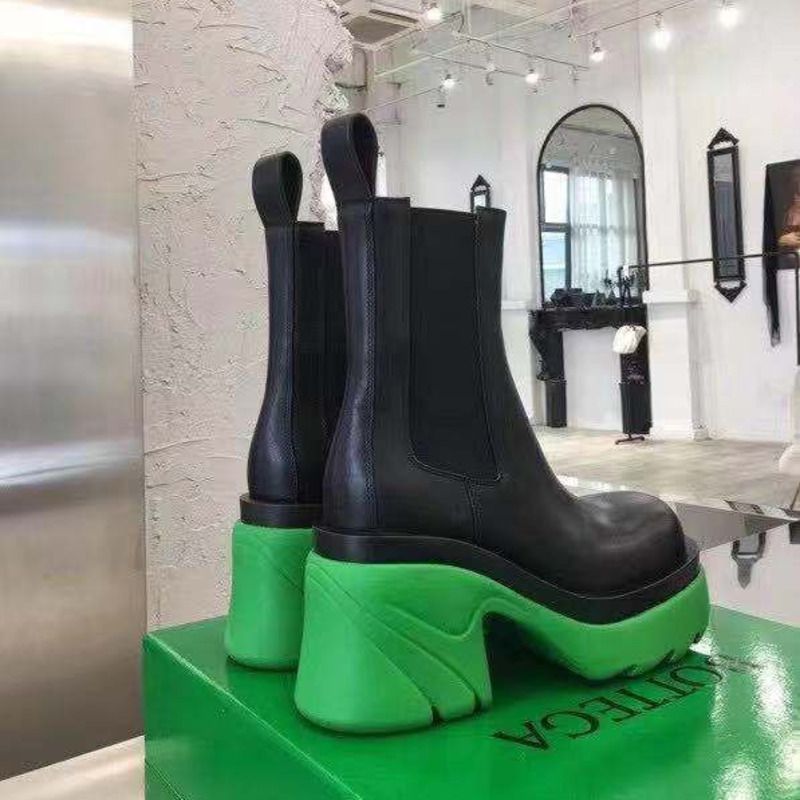 Bo*te*ga ve*ne*ta high leather boots with platform soles