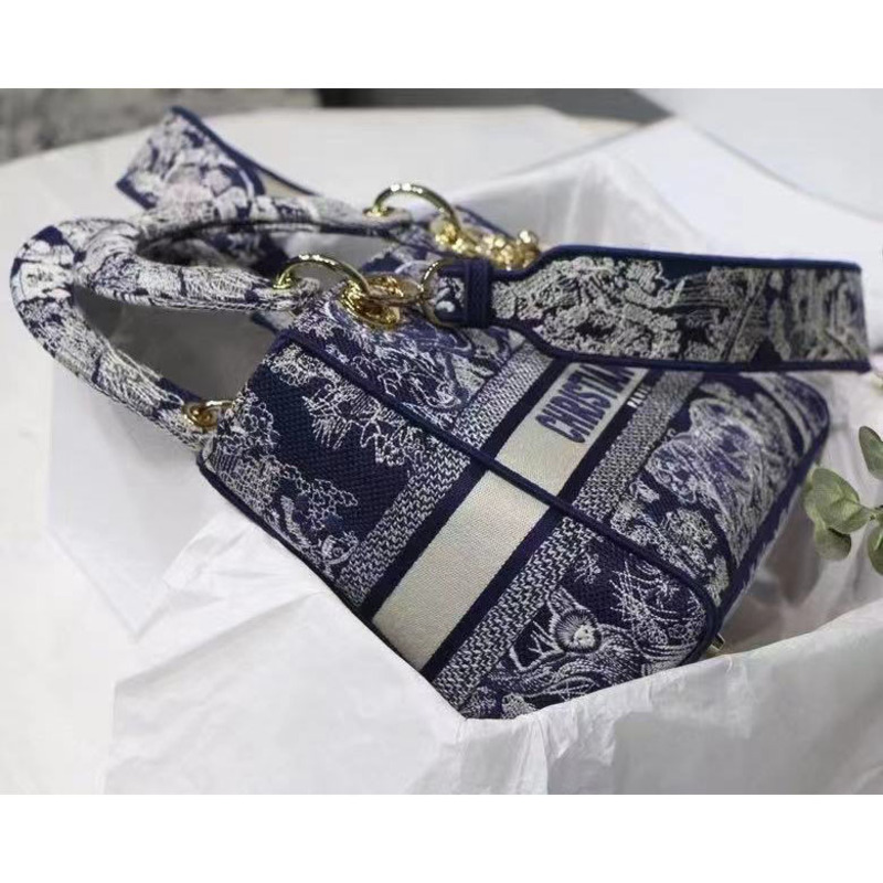 D*or medium lady d-lite handbag