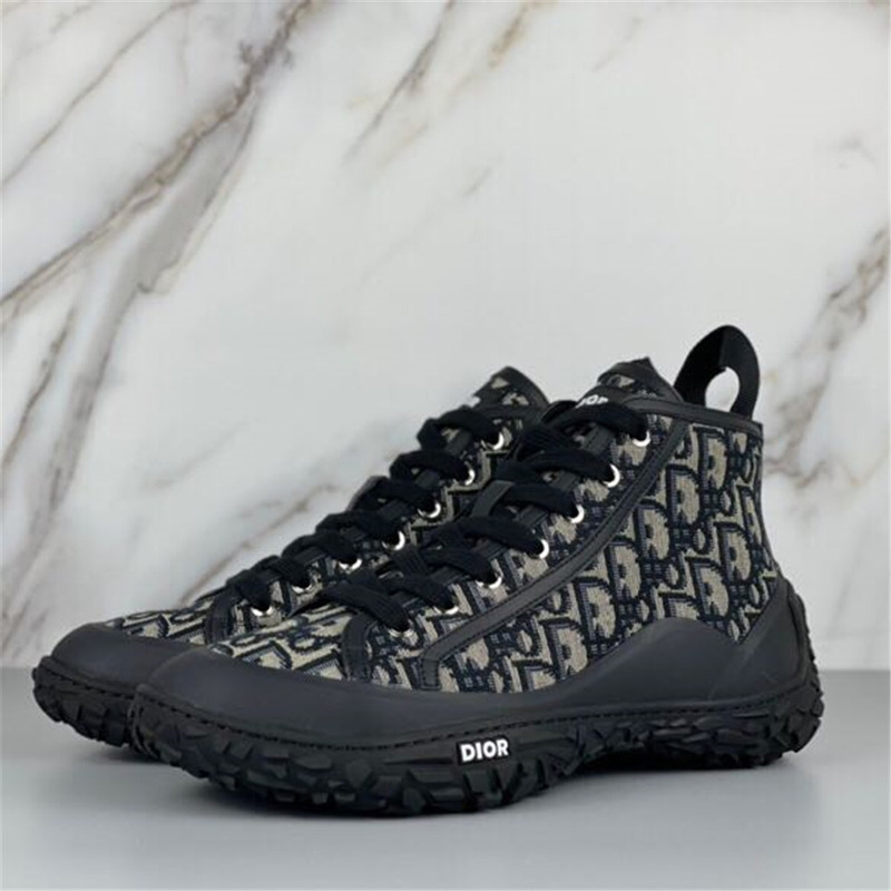 D*or b28 high-top sneaker
