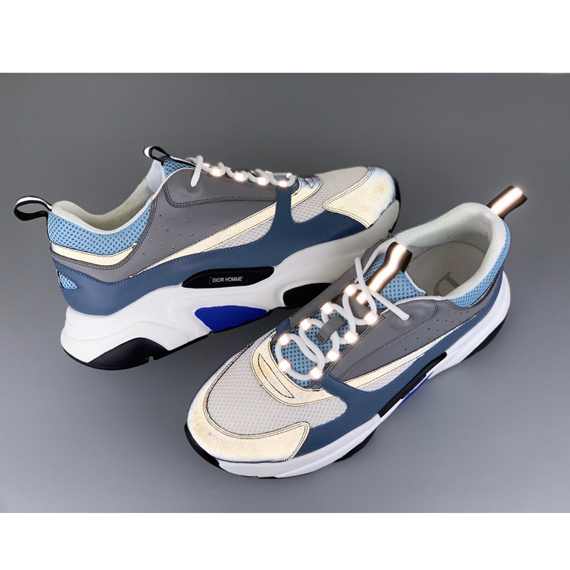 D*or "b22" sneaker