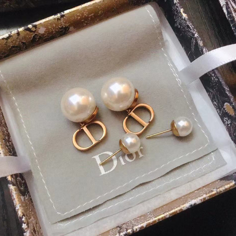 D*or '' earrings