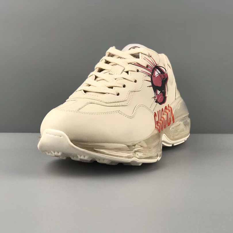 G*u*i sneaker with logo