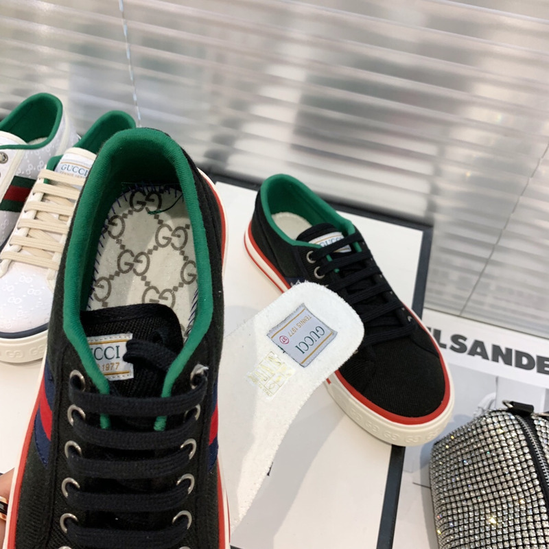 G*u*i tennis 1977 sneaker