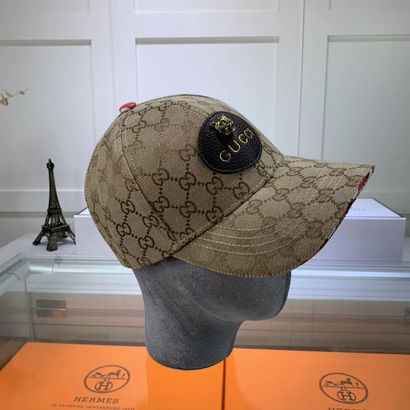G*u*i canvas baseball hat in khaki