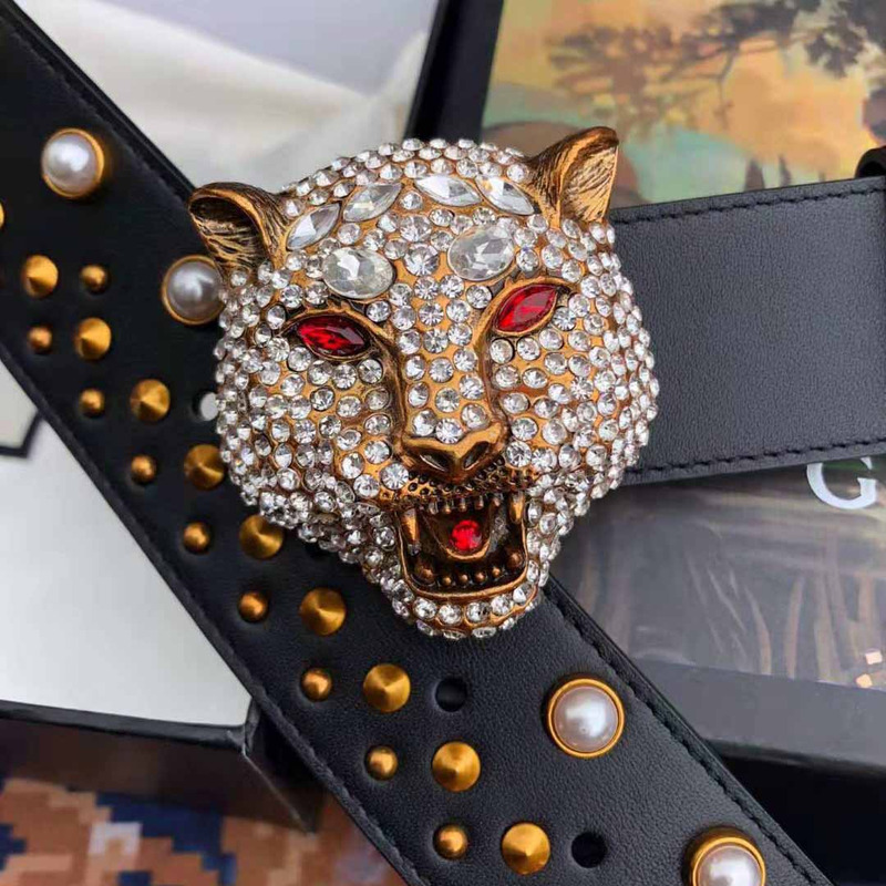 G*u*i leather belt with tiger buckle
