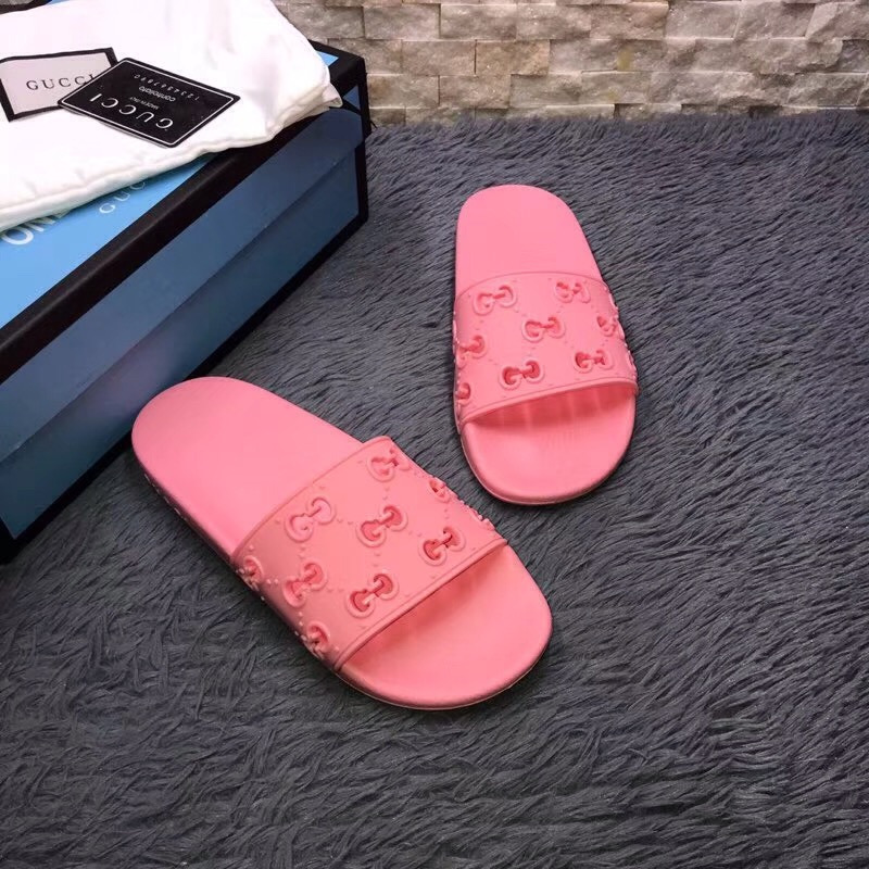 rubber G*u*i slide sandal in pink