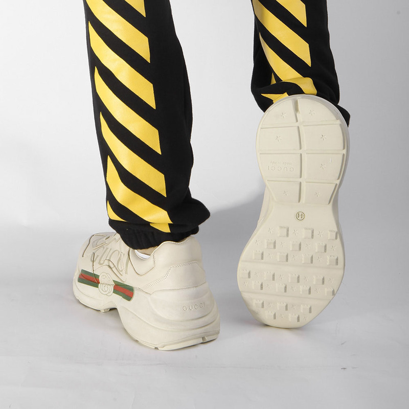 G*u*i rhyton  logo ivory leather sneaker