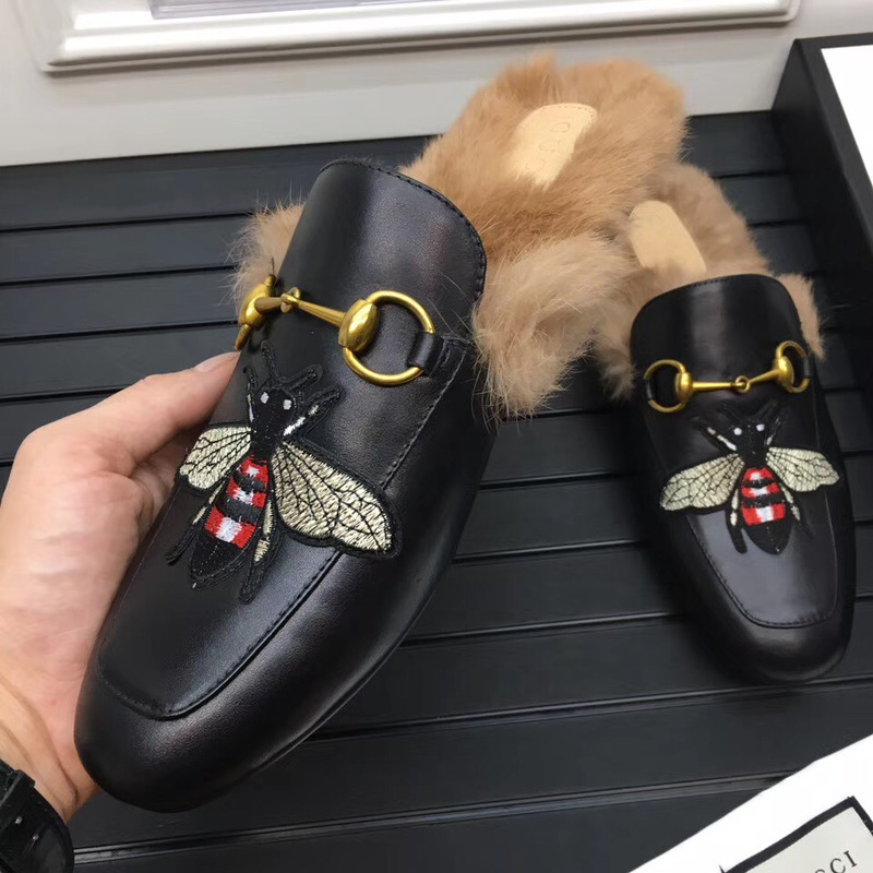 G*u*i princetown slipper with bee