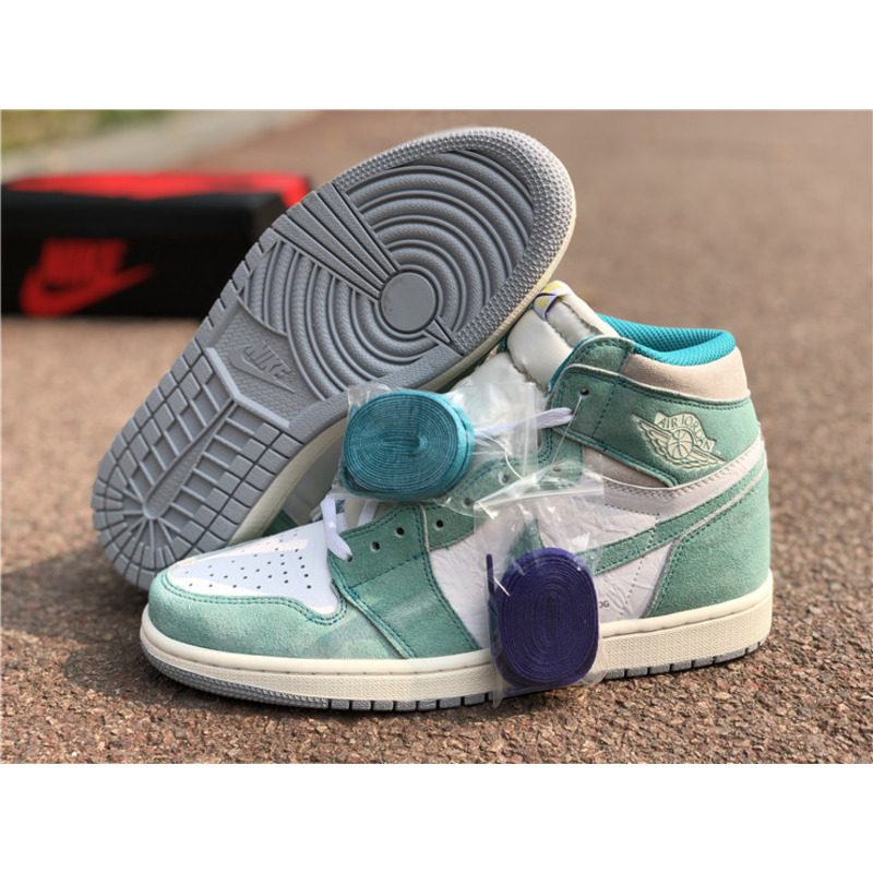 Air Jordan 1"Turbo Green"555088 311 Sneakers Men Women