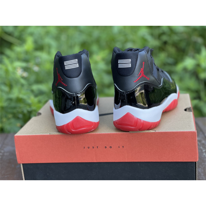 Air Jordan 11 RETRO 378037 061 Sneakers Men