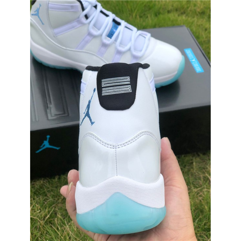 Air Jordan 11 RETRO 378037 117 Sneakers Men