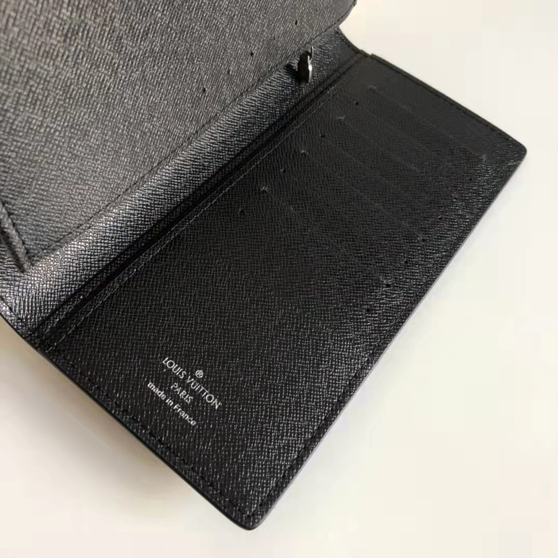 l**is V*t*n black monogram wallet