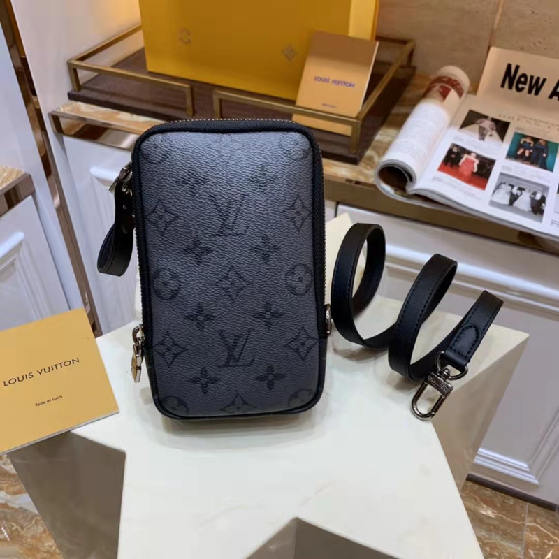 l**is V*t*n monogram belt bag