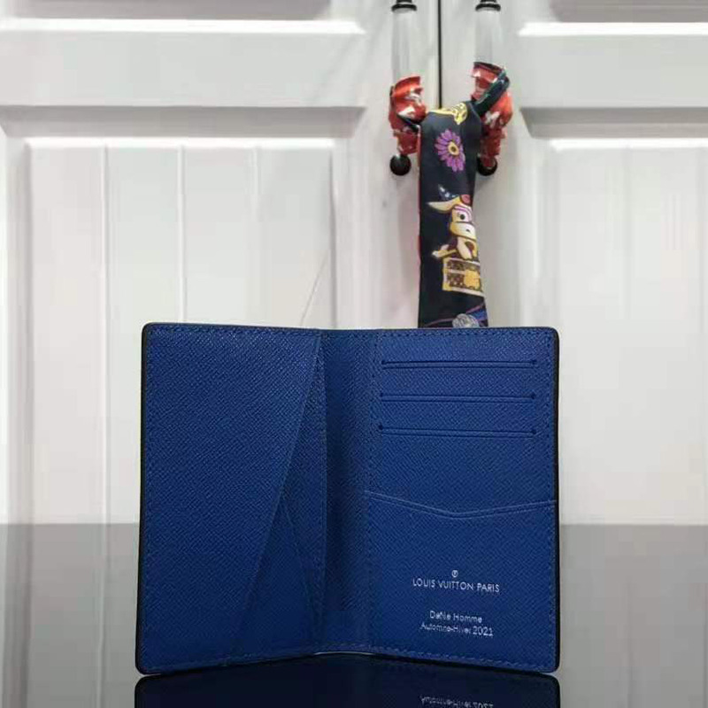 l**is V*t*n monogram wallet