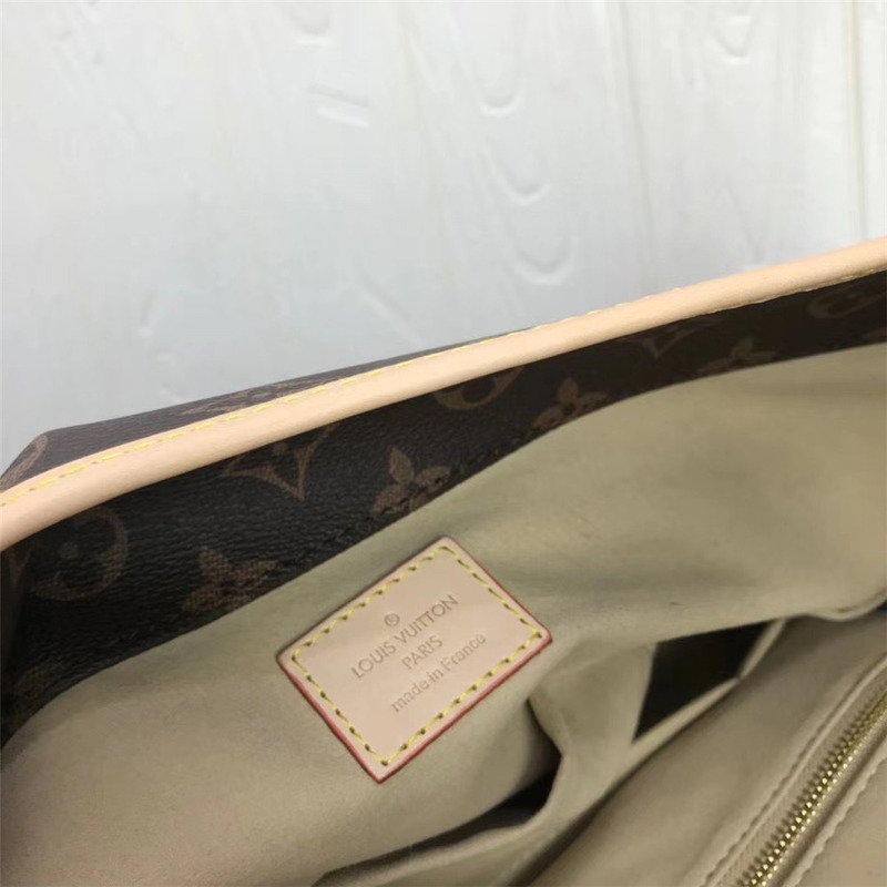 l**is V*t*n monogram handbag in brown