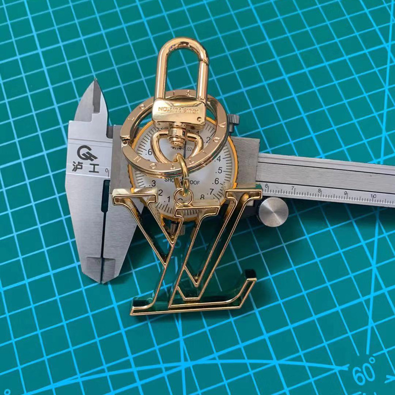 l**is V*t*n keychain