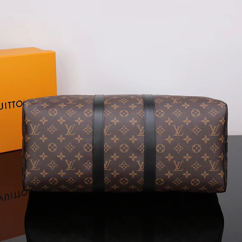 l**is V*t*n monogram duffle bag