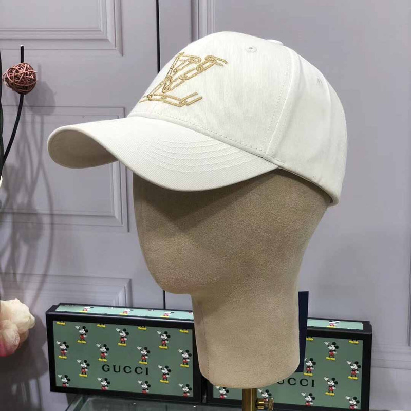 l**is V*t*n chain cap