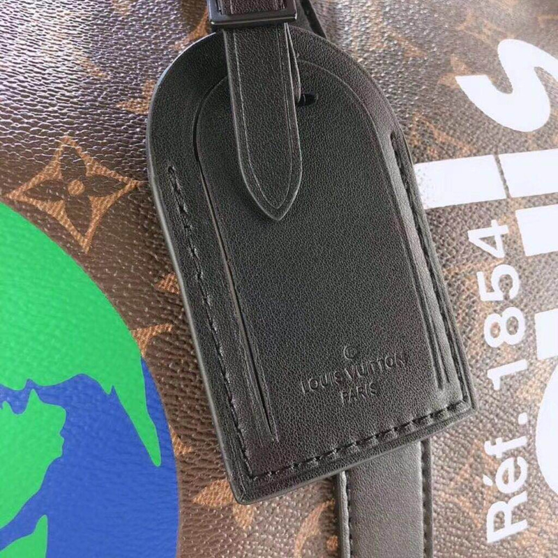 l**is V*t*n luminous liberty luggage in brown