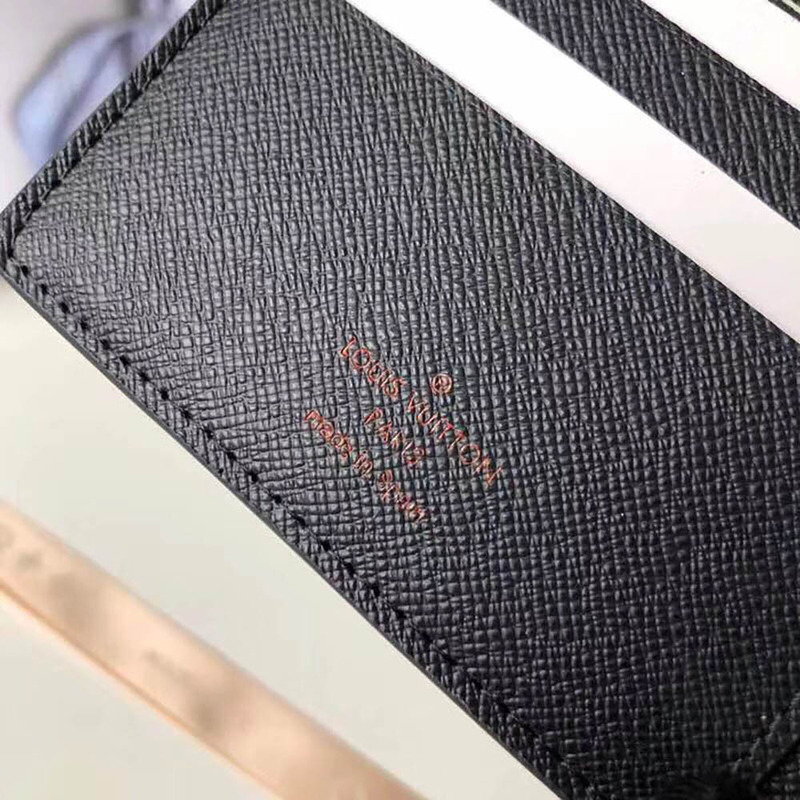 l**is V*t*n multiple wallet m62891