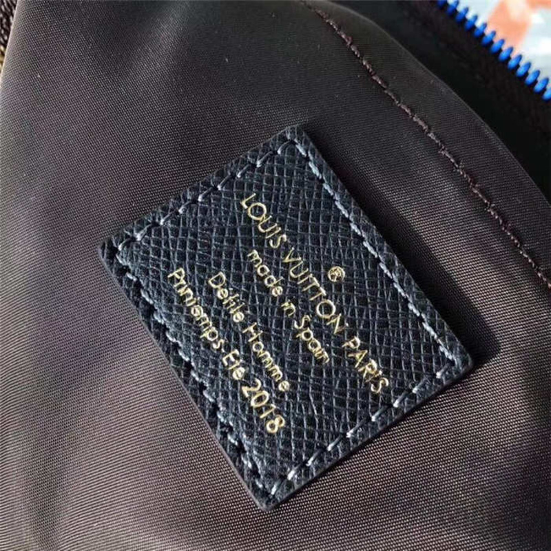 l**is V*t*n monogram messenger pm