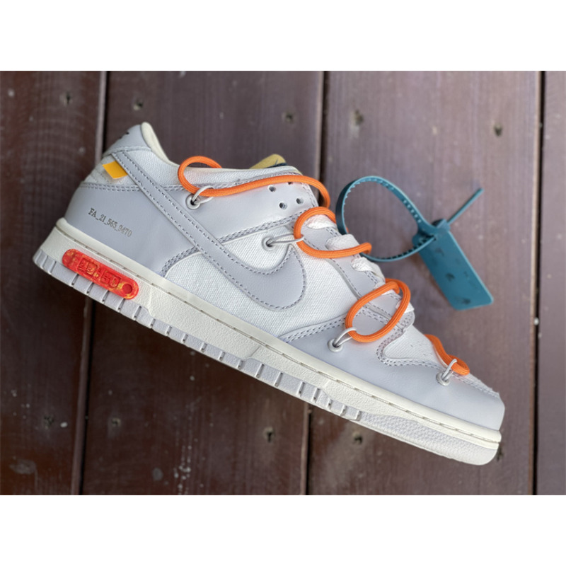 OFF White x Futura x Nike Dunk LOFF W DM1602 104 Sneakers Men Women