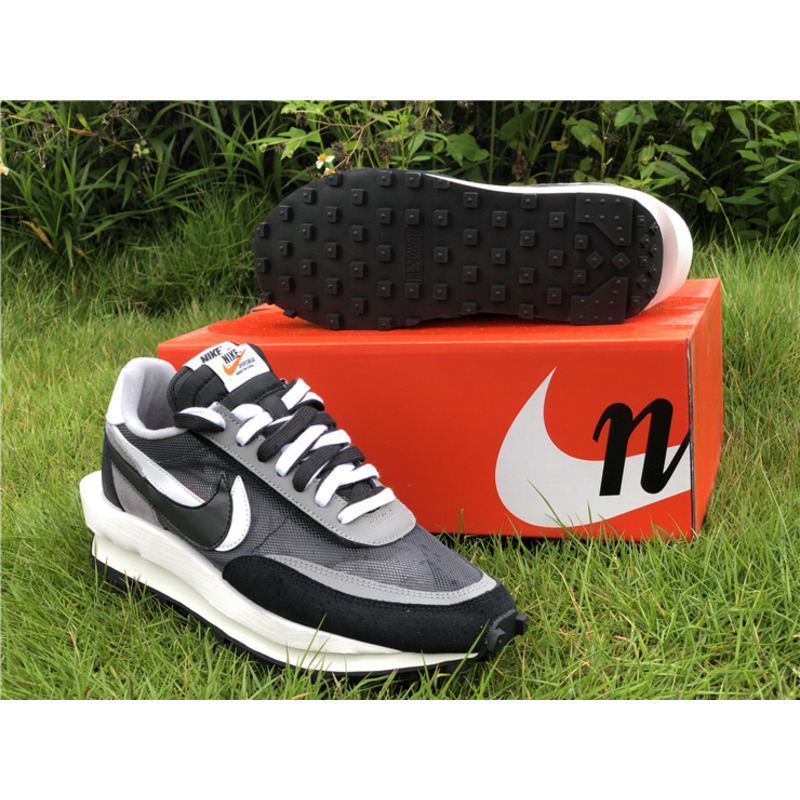 Sacai x Nike LDV Waffle BV0073 001 Sneakers Men Women