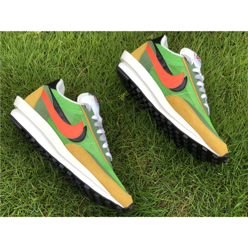 Sacai x Nike LDV Waffle BV0073 300 Sneakers Men Women