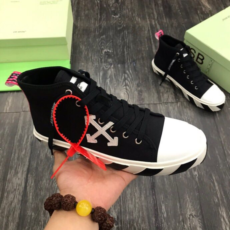 Off-White Arrow Stripe Sneakers